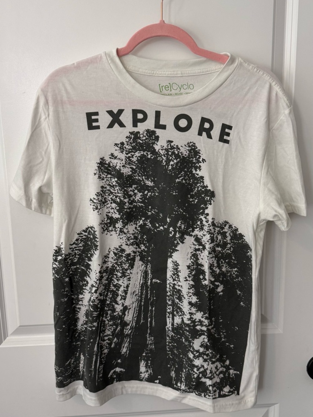 Explore Graphic Tee - White/Black
